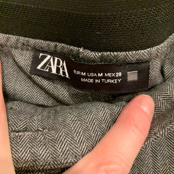 Zara straight legged trousers - Picture 2 of 2